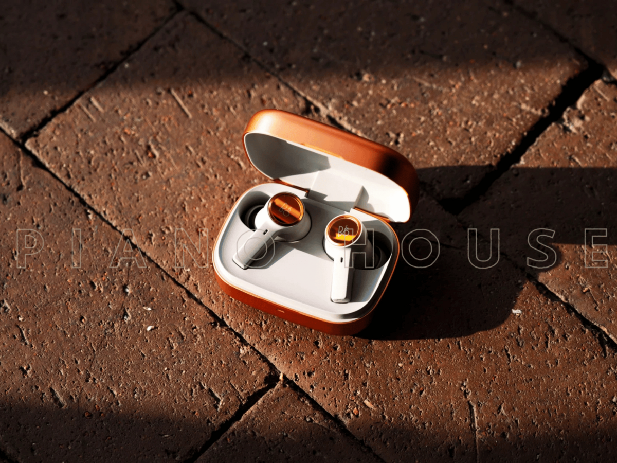 Tai Nghe B&O Beoplay Eleven Natural Aluminium (Openbox) - Góc nhìn thực tế 6